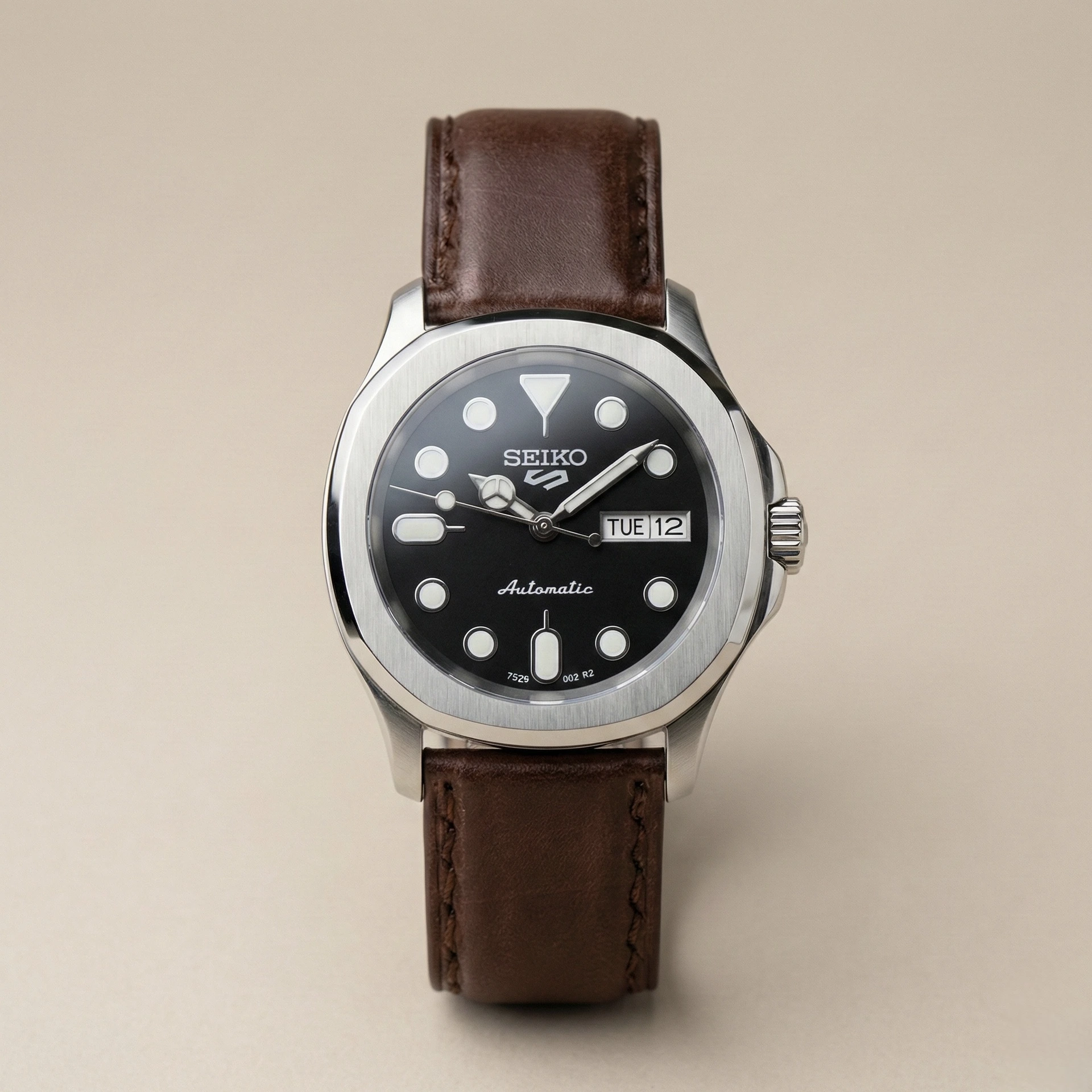 S Mod "Gentleman Seikonaut" – Black Dial & Brown Leather Strap