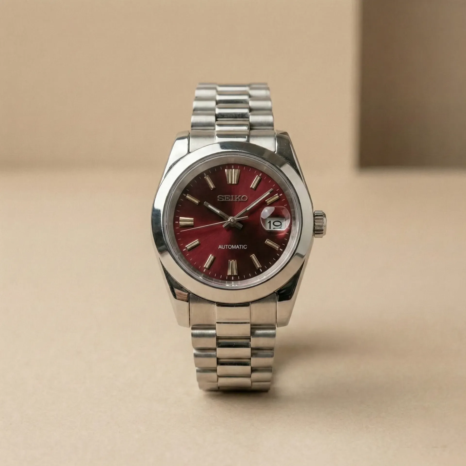S Mod Datejust "Burgundy" – Burgundy Sunburst Dial & President Bracelet