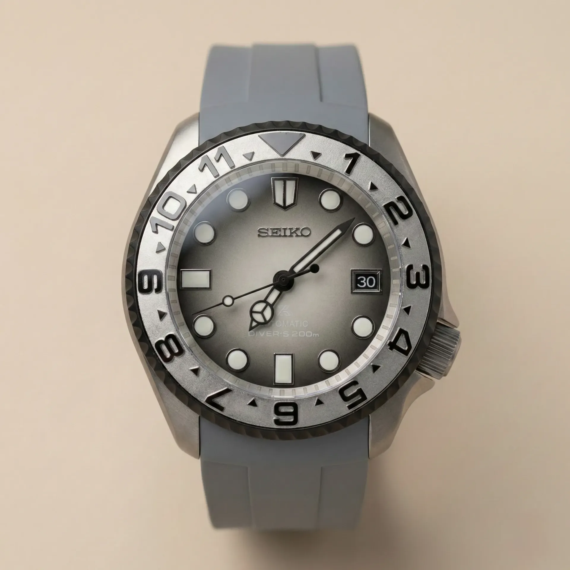 S Mod Skx007 Urban Tactical – Steel Bezel, Gray Dial and Sapphire Glass